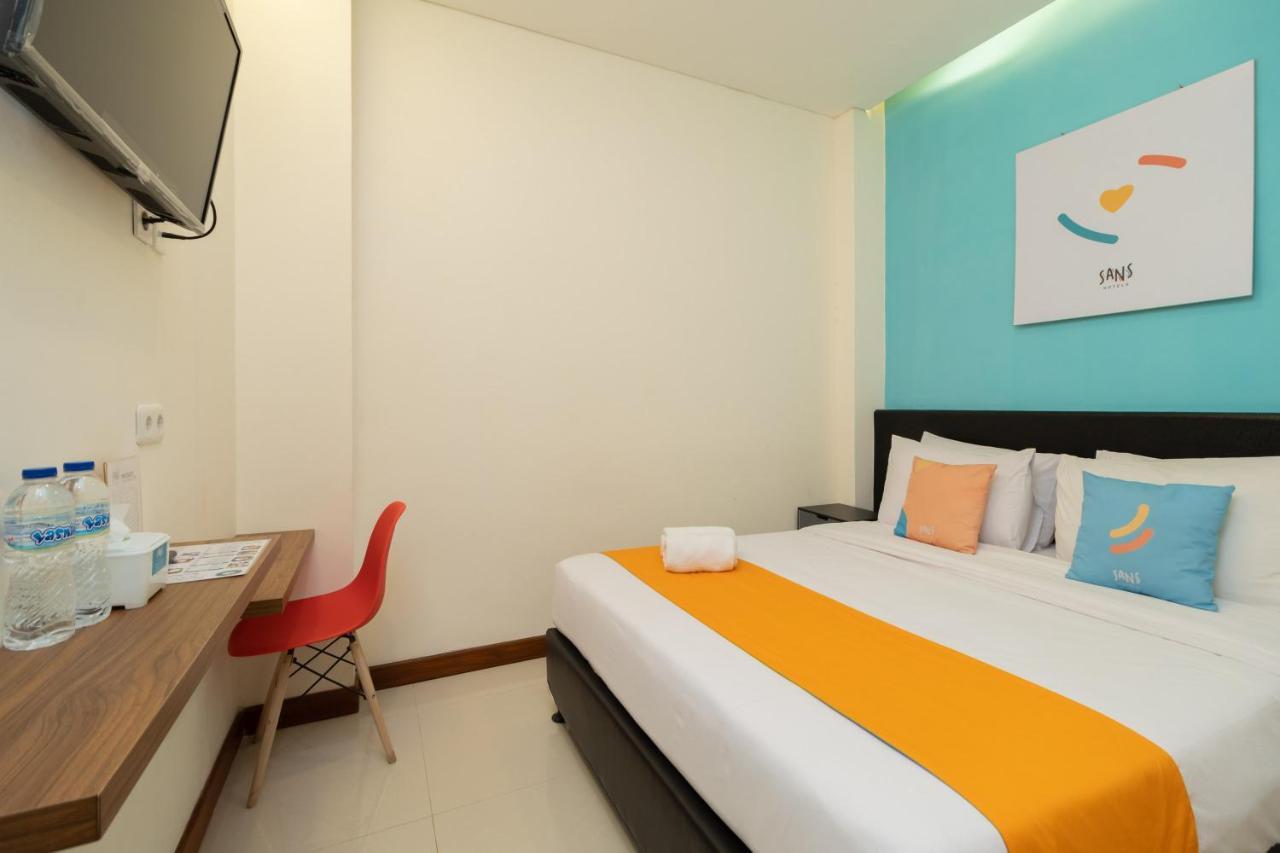 Sans Hotel Suryakencana Bogor Eksteriør billede